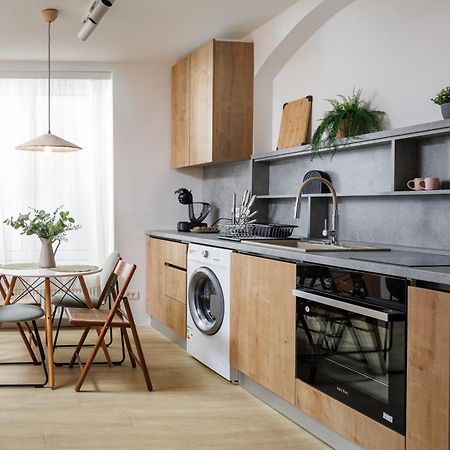 Lunga 16 Guesthouse 2 Брашов Екстериор снимка