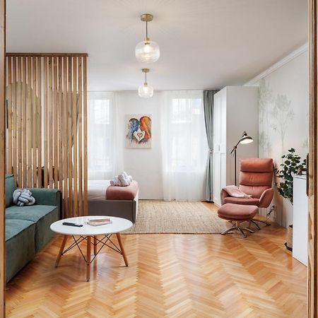 Lunga 16 Guesthouse 2 Брашов Екстериор снимка